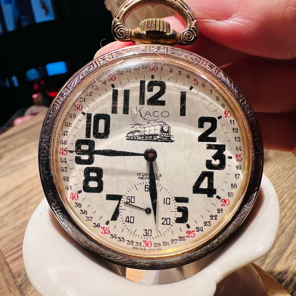 Classic Kaco Railroad Watch with Bold Numerals